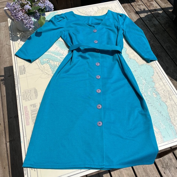 Vintage Teal Belted Button Back Dress - Picture 6 of 8